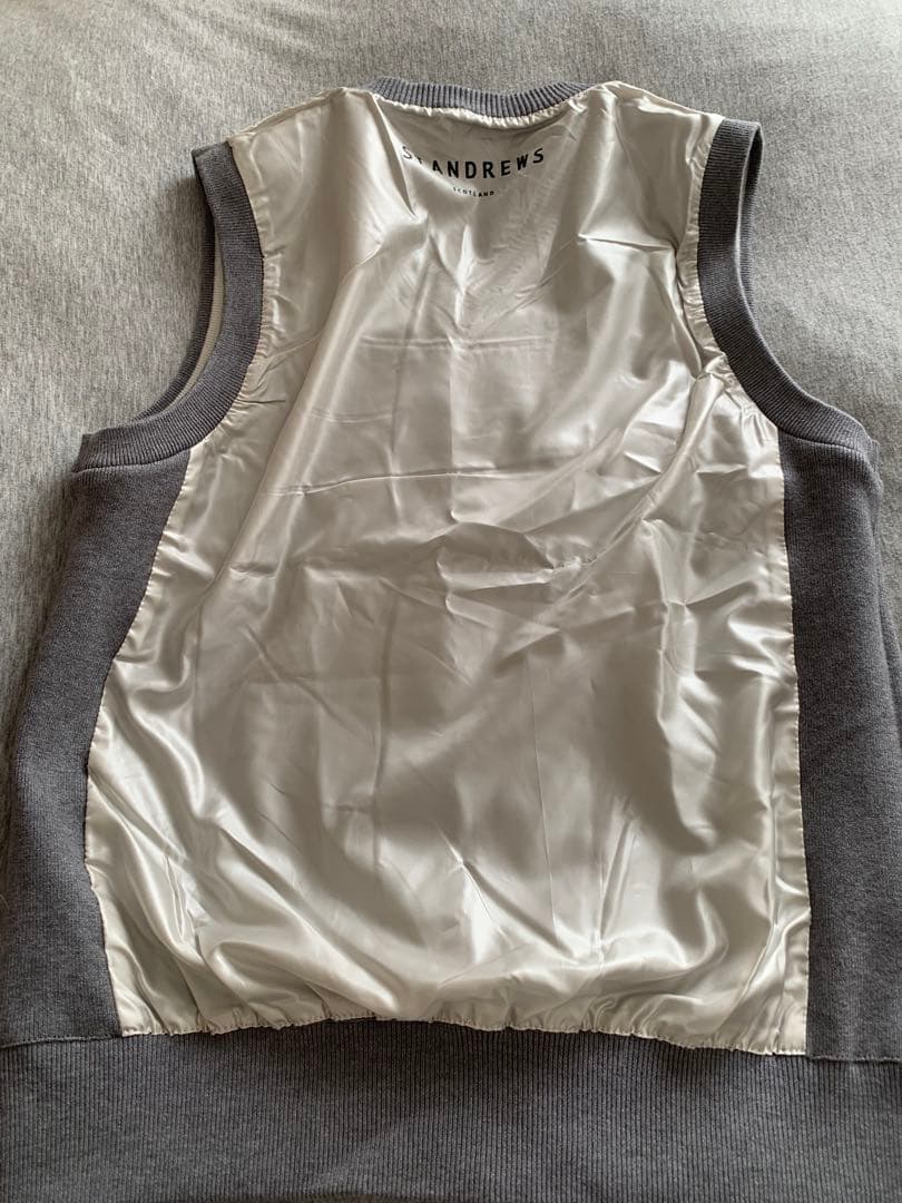 ★新品★ST ANDREWS レディースリバーシブルベスト　防風