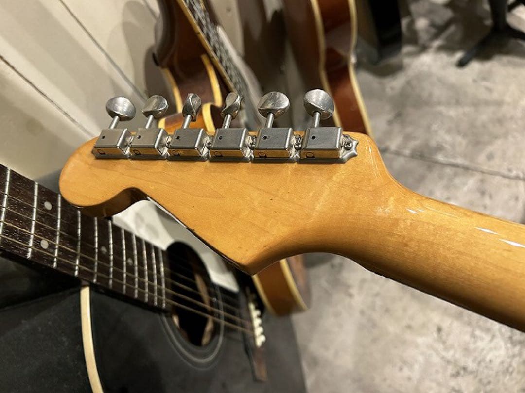 ギター SONIC STR 3-Color Sunburst