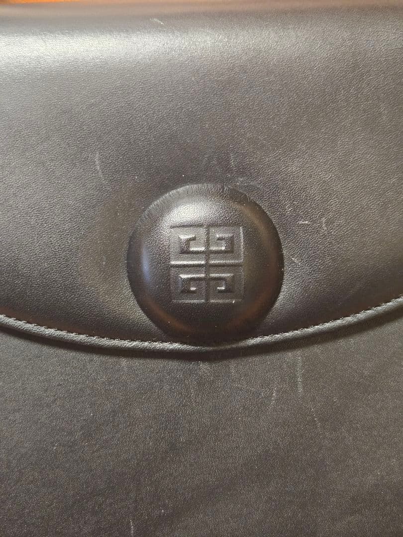 GIVENCHY　ジバンシー　4Gロゴ　ハンドバッグ　フォーマルバッグ　牛革