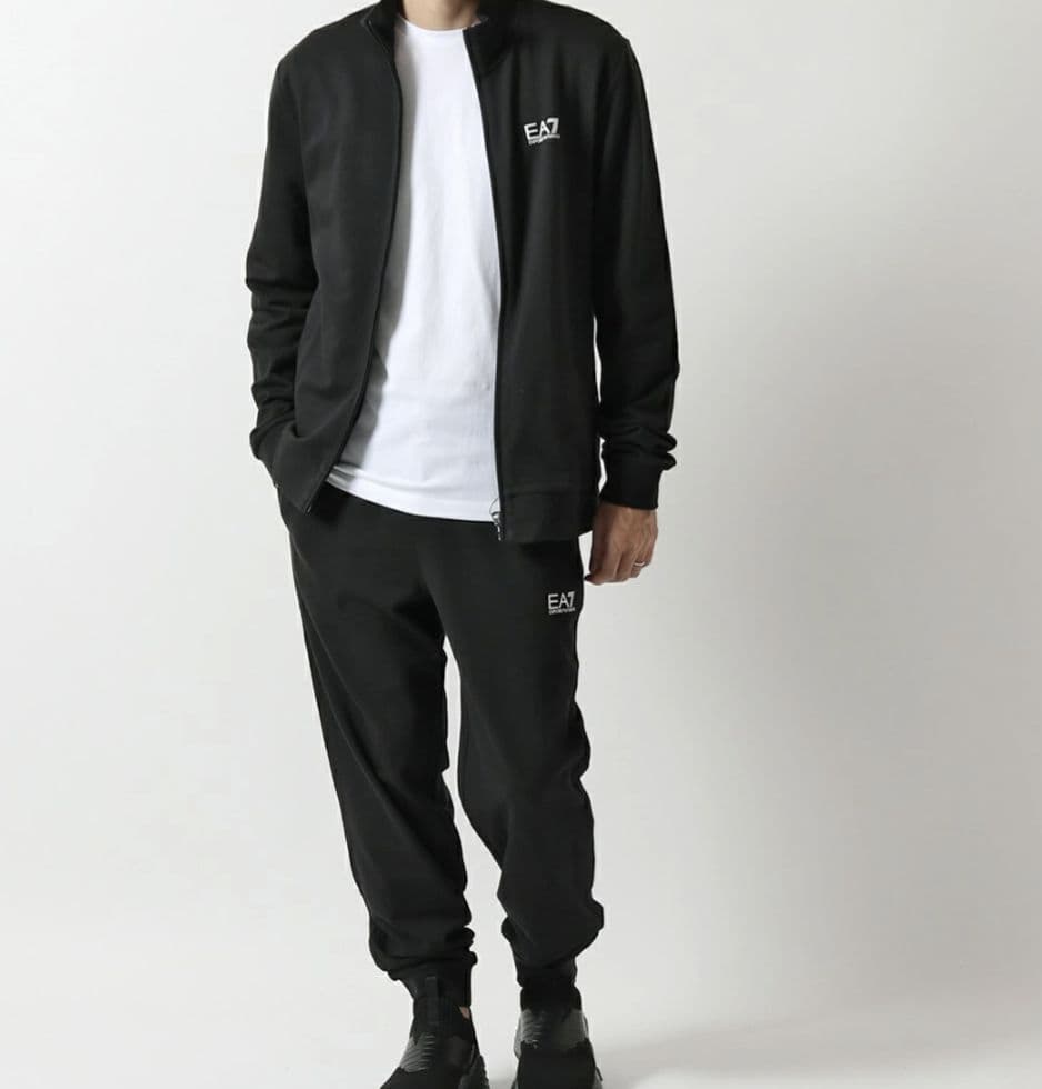 サ*ン様 エンポリオアルマーニ EMPORIO ARMANI EA7 セットアッ