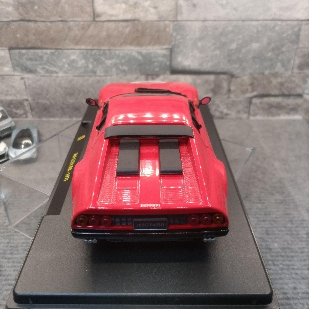Ferrari 365 GT4 BB ミニカー 1/24 レッド
