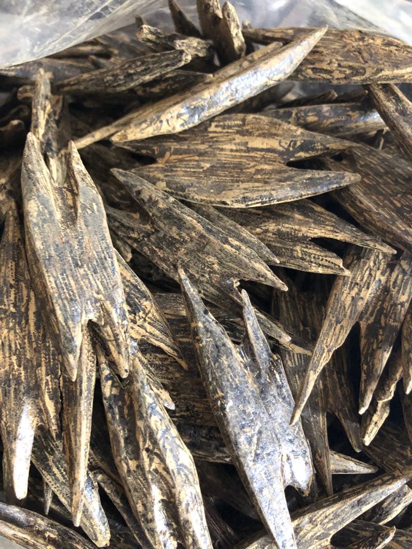 インドネシア カリマンタン島 香木 詰め合わせ