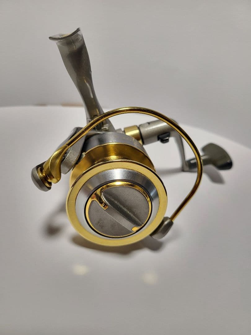 スピニングリール ダイワ トーナメントz 3000c