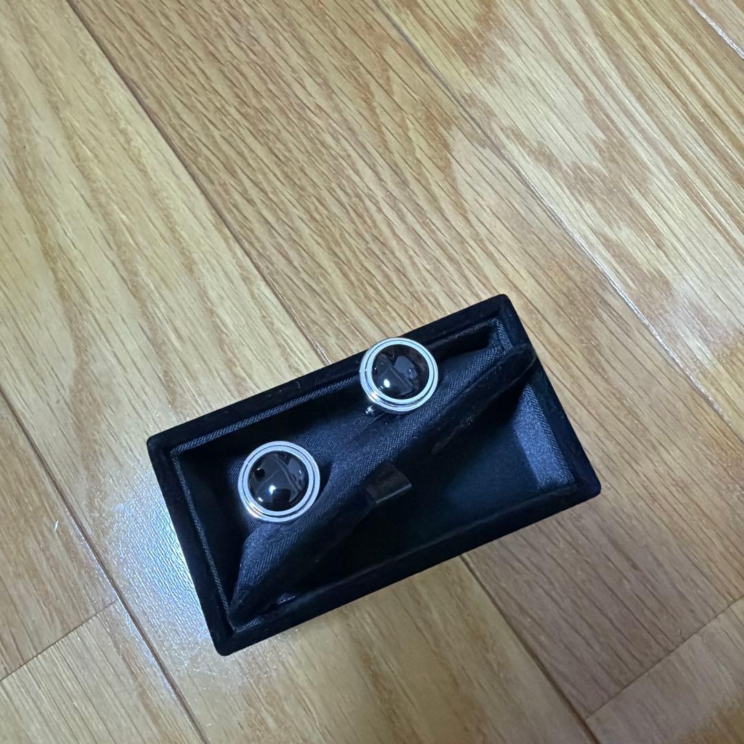 TREAT DRESSING 新郎3点セット　蝶ネクタイ　カフス　チーフ