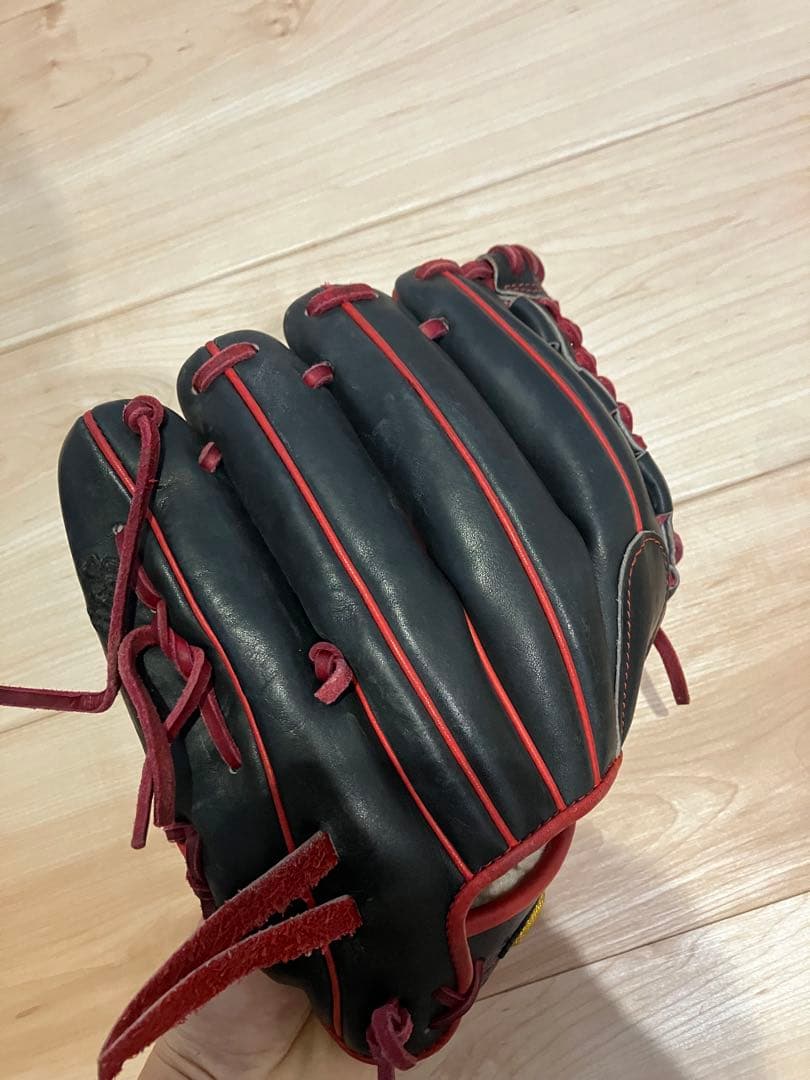 a*5様 ミズノプロ軟式オーダーグローブ 黒 赤
