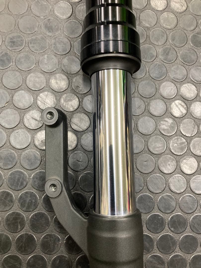 2021年式　ZX-25R用　フロントフォーク左右セット