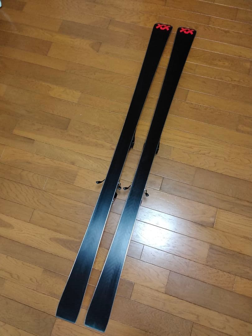 （極上品）２4年VOLKL フォルクル「レースタイガーGS１73cm」