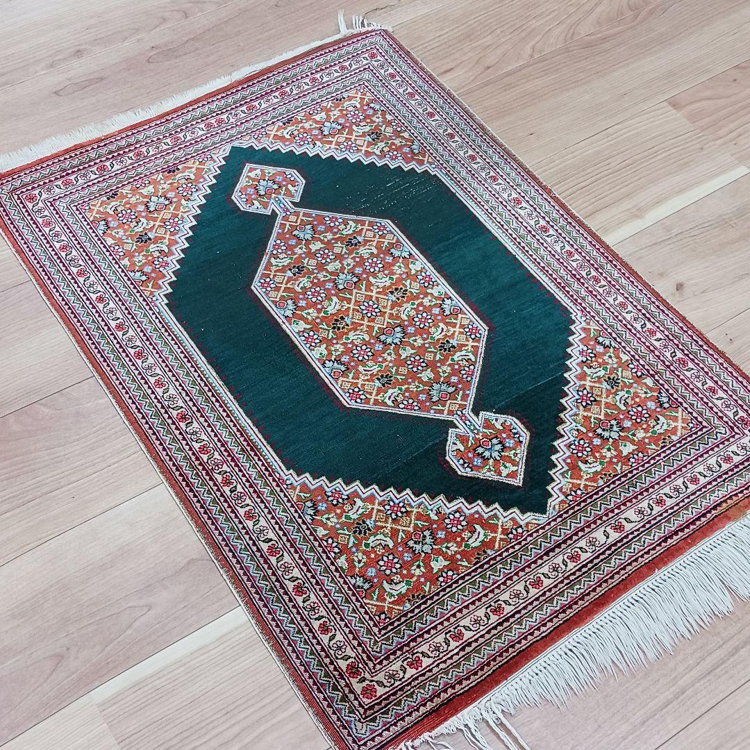 専用Y3250 ペルシャ絨毯 クム産 シルク100% 手織り90万ノット