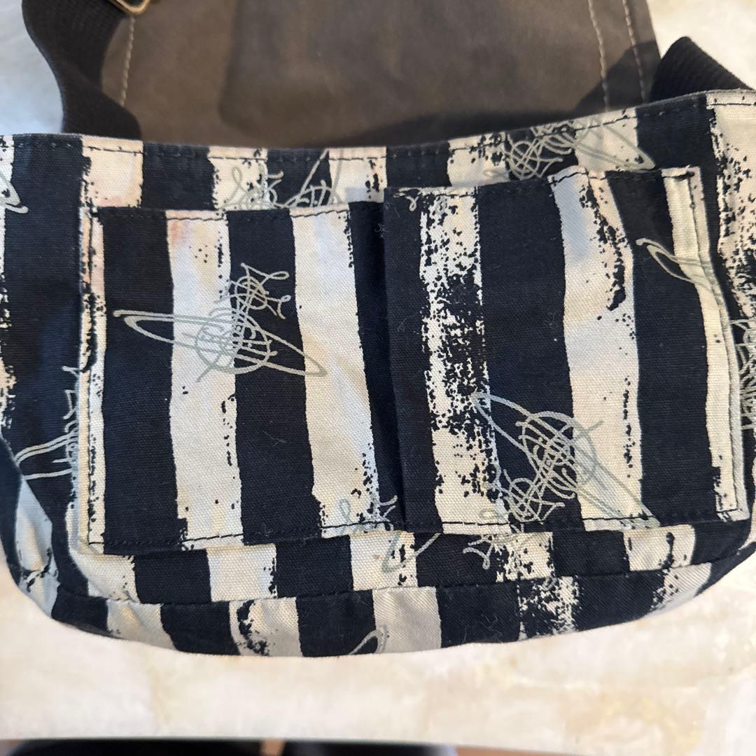 ヴィヴィアン　カーキ