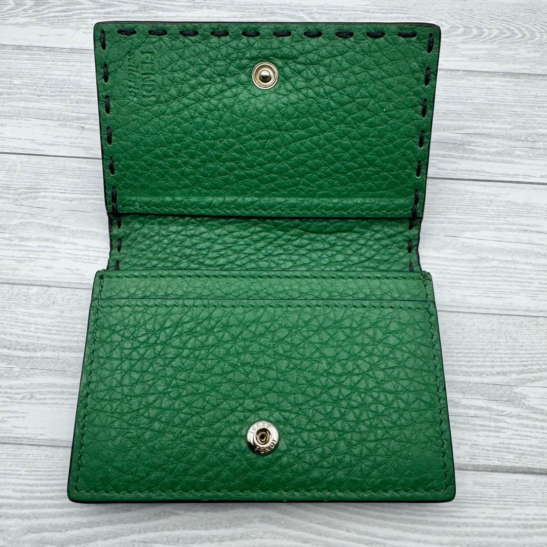 【美品】FENDI　セレリア　名刺入れ　レザー　バイカラー　シボ革　ネイビー