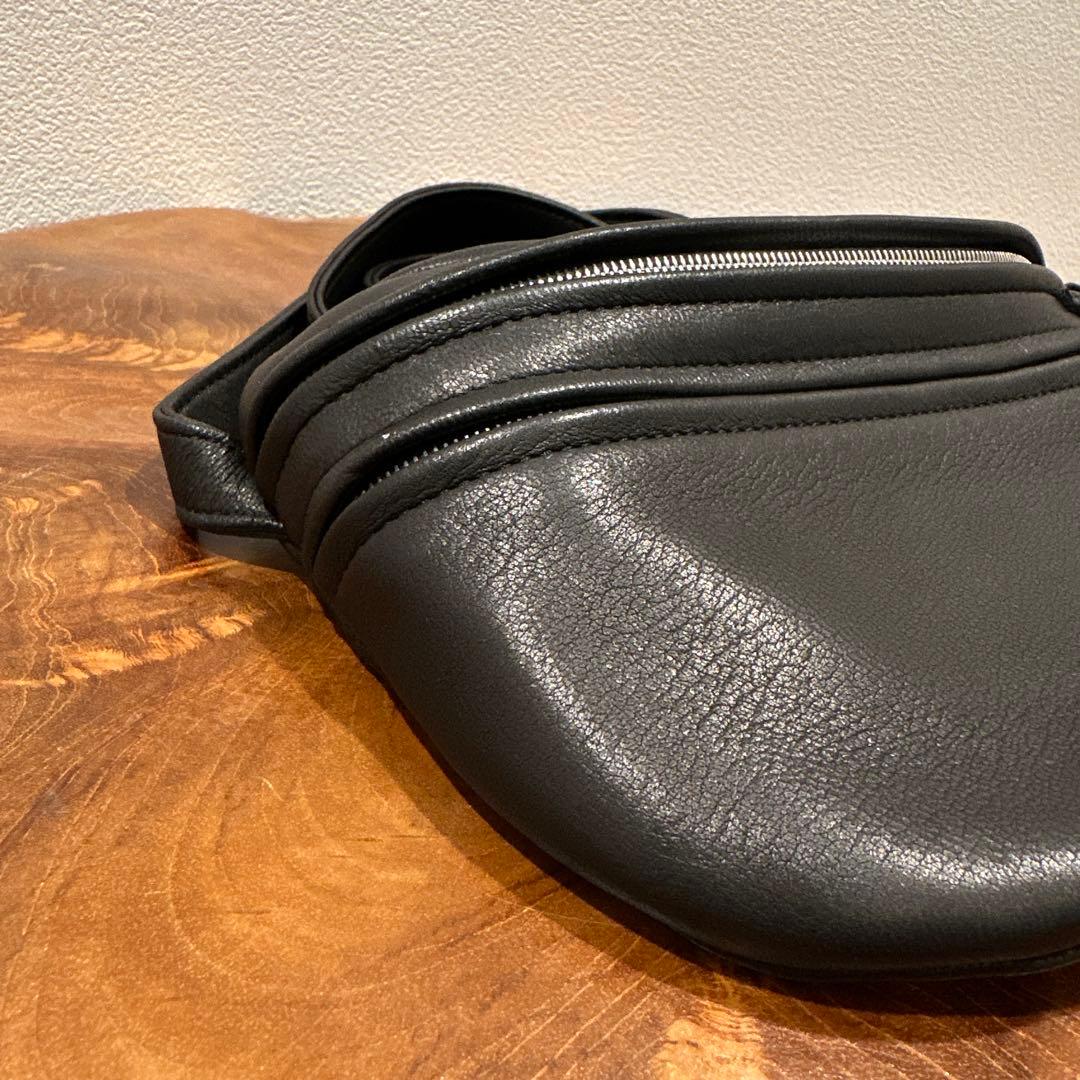 Aeta ディアレザーショルダーポーチSサイズ