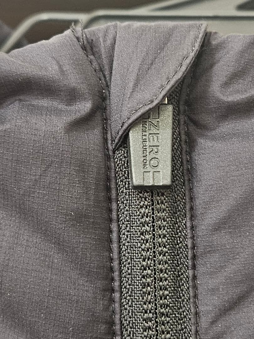 ゼロハリバートン　ハイブリッドパデットブルゾン上下セット　黒