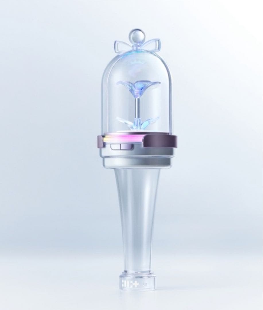 ILLIT　ペンライト　トレカ付き　公式　新品未開封　アイリット