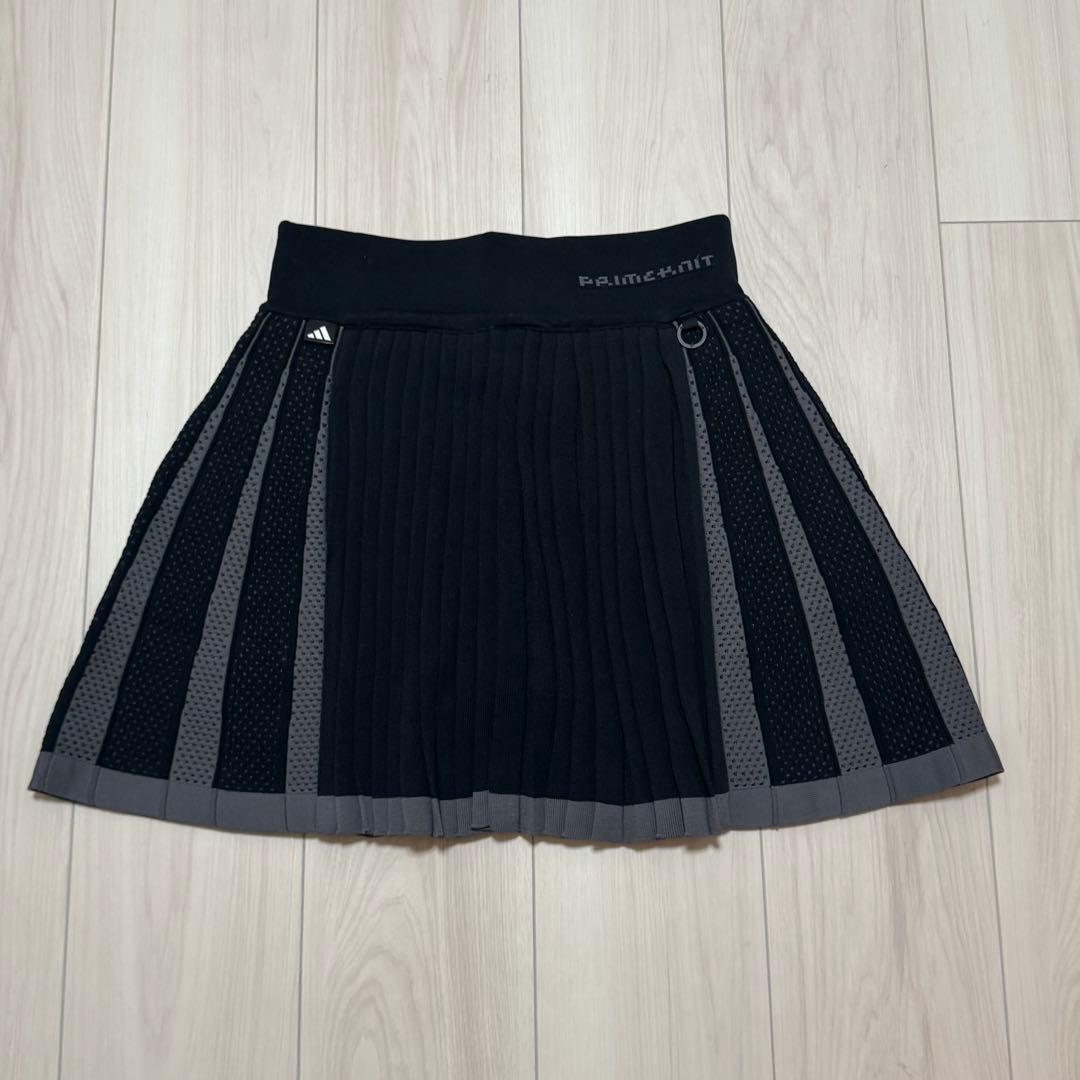 アディダス 中綿 タートル プリーツスカート セットアップ 秋冬 プライムニット