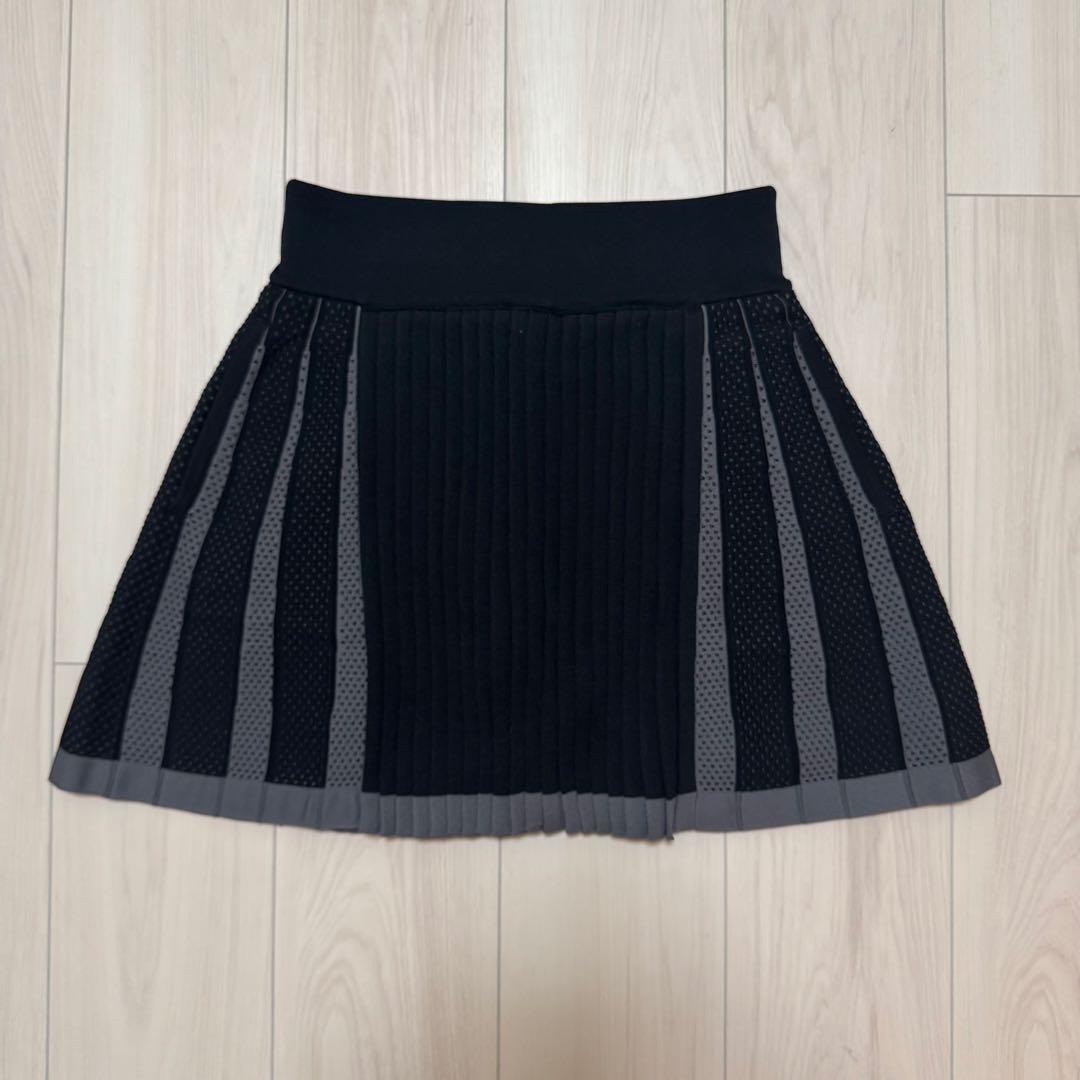 アディダス 中綿 タートル プリーツスカート セットアップ 秋冬 プライムニット