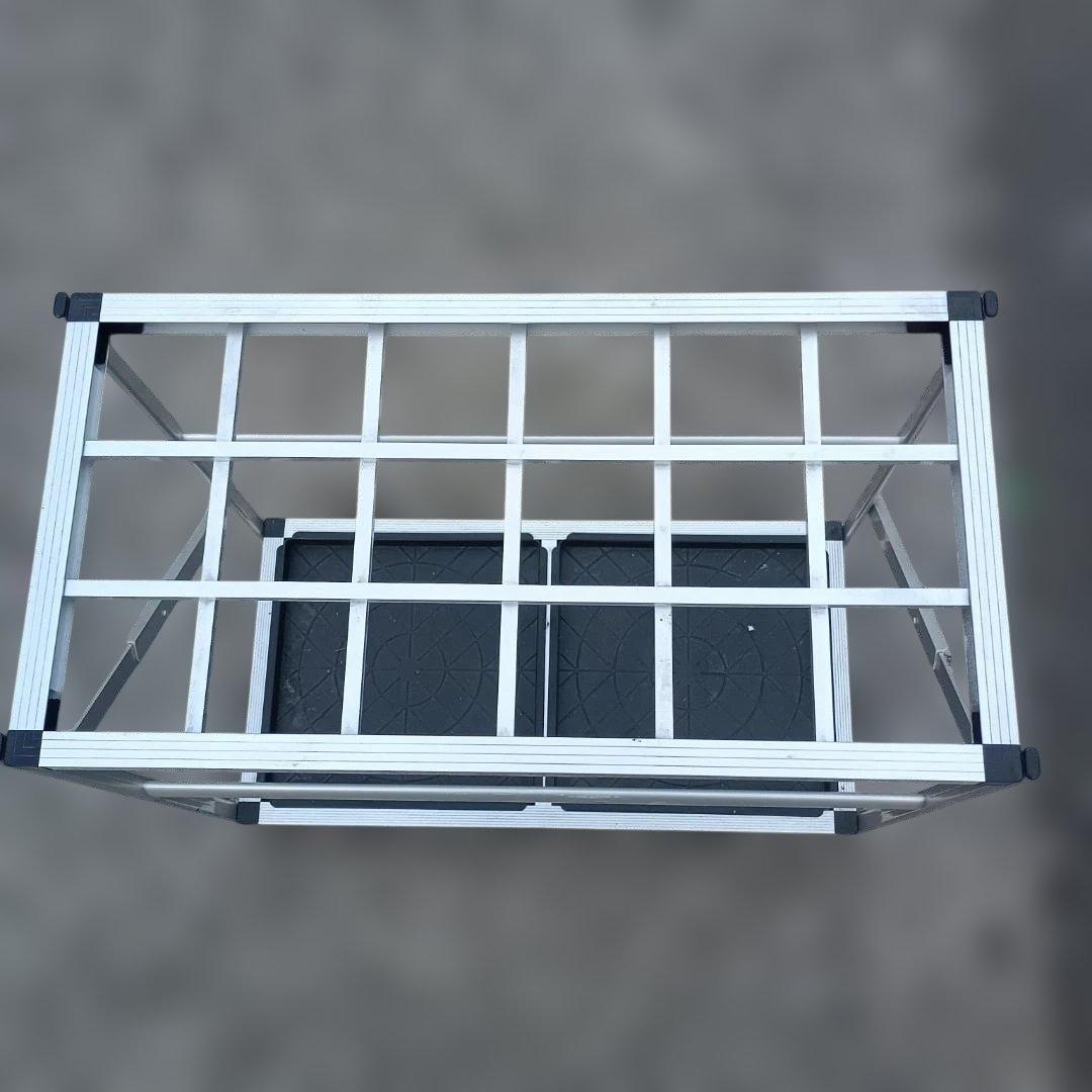 ７０１８）業務用アルミフレーム傘立て　１８本用　事務所　店舗