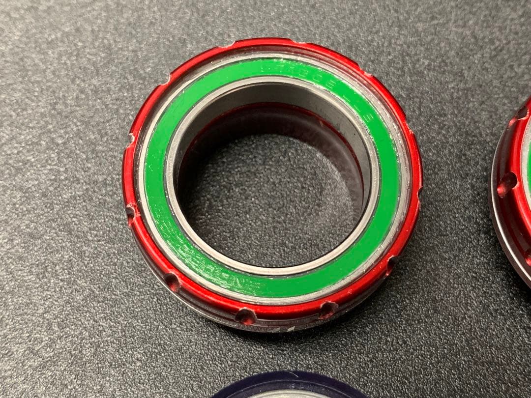 ■White Industries Bottom Brackets■