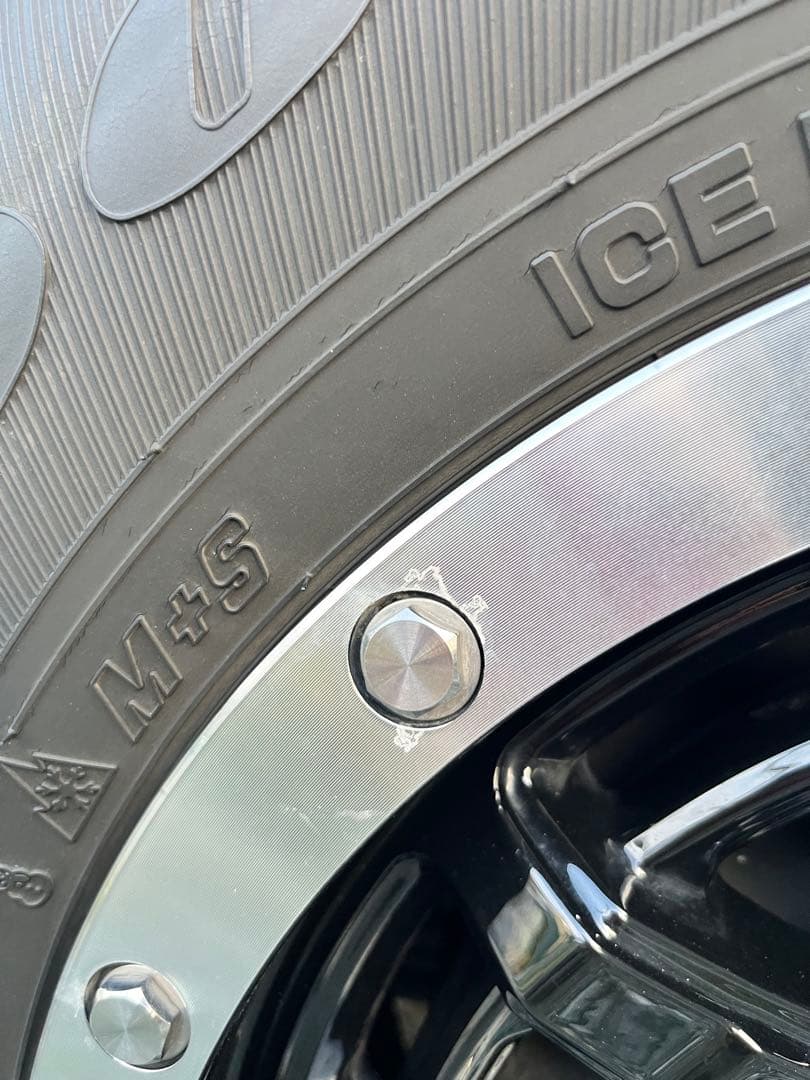 メンマ　ハイエース　essex 15インチ ホイールセット