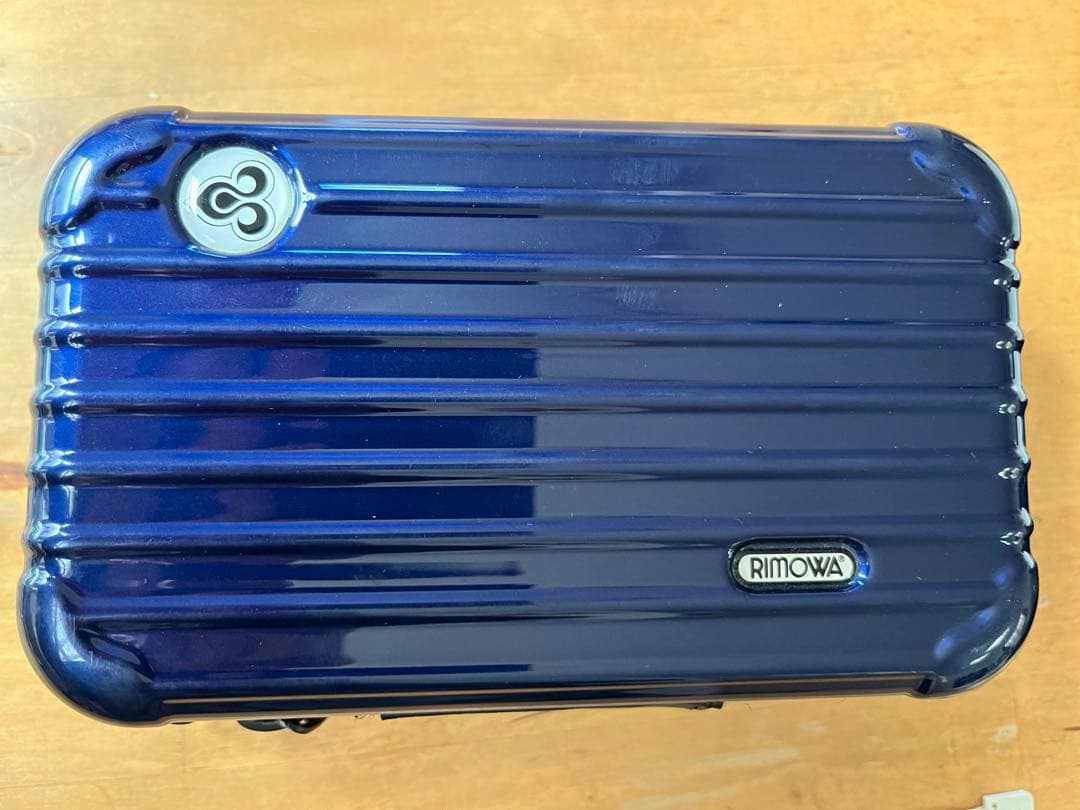 【絶品】RIMOWA ネイビー トラベルポーチ タイ国際航空