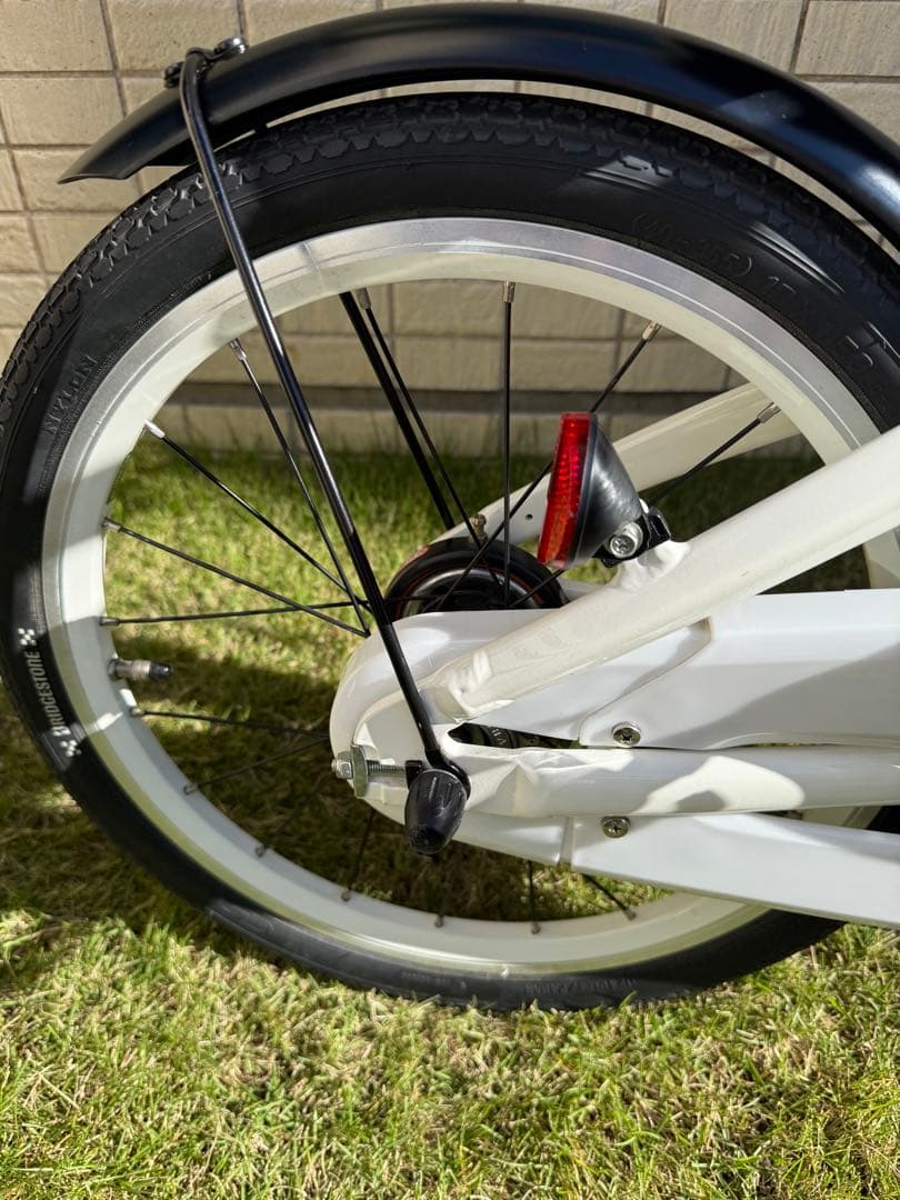 美品❗️ブリヂストン レベナ　子供用自転車　18インチ　世田谷区　ライト付き