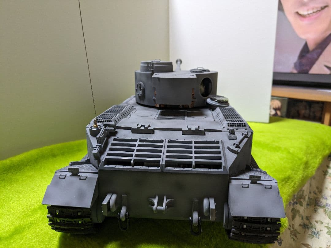 ホウベンポルシェタイガー戦車1/16 ラジコン