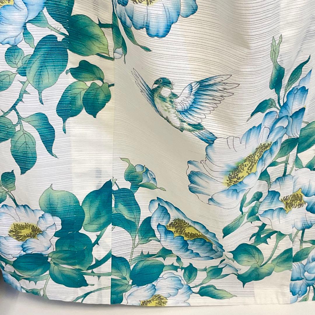 古今　綿絽浴衣　大胆で美しい野薔薇と綺麗なブルーバードの舞