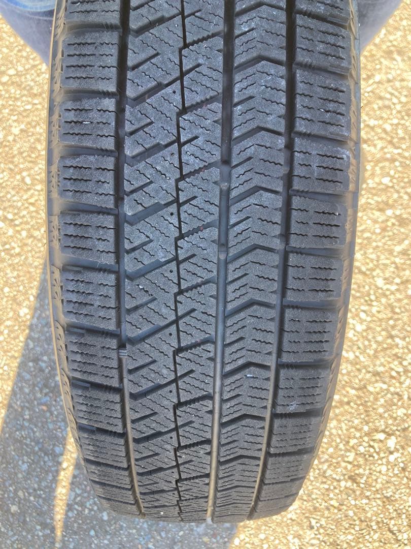 【1/5まで1000円引き➕値段交渉可】NBOX スノータイヤ　ブリヂストン4本