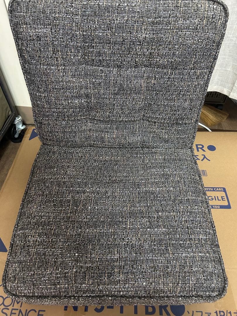 ブラウン ファブリック ソファ　ヴィンテージ　インダストリアル　ほぼ未使用