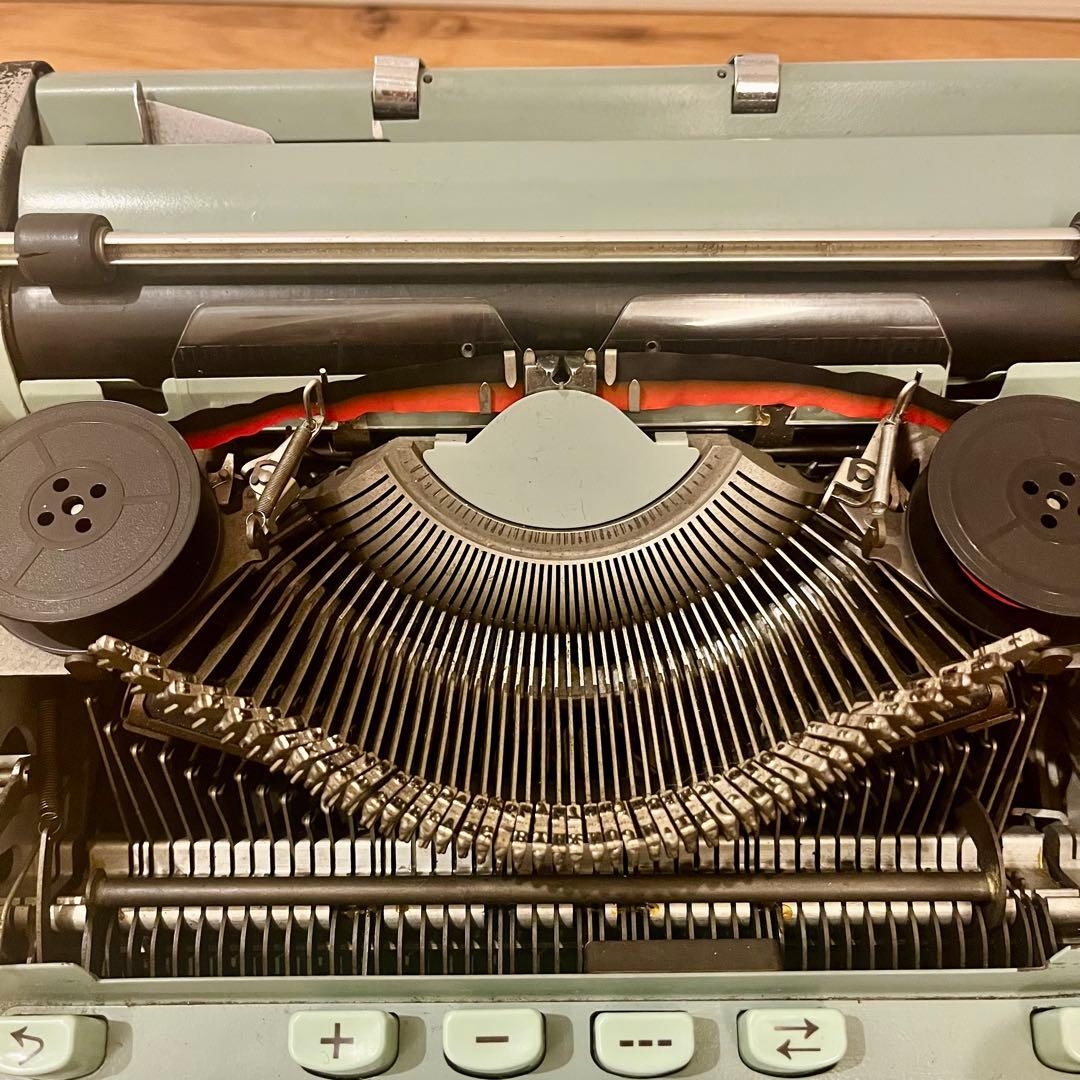 【昭和レトロ】HERMES3000 ヘルメス タイプライター パイヤール社