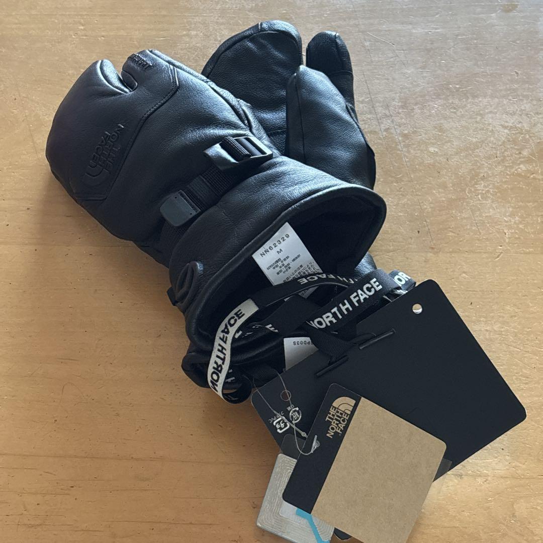 新品 THE NORTH FACE ウォールライド トリガー Mサイズ