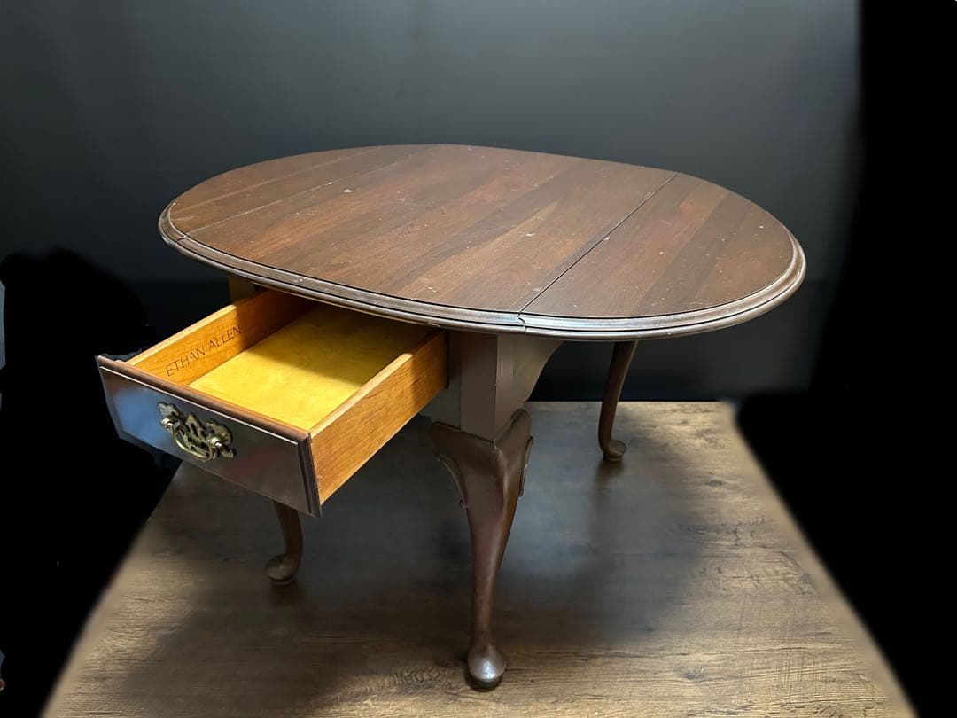 ETHAN ALLEN / イーセンアーレン ヴィンテージ　サイドテーブル