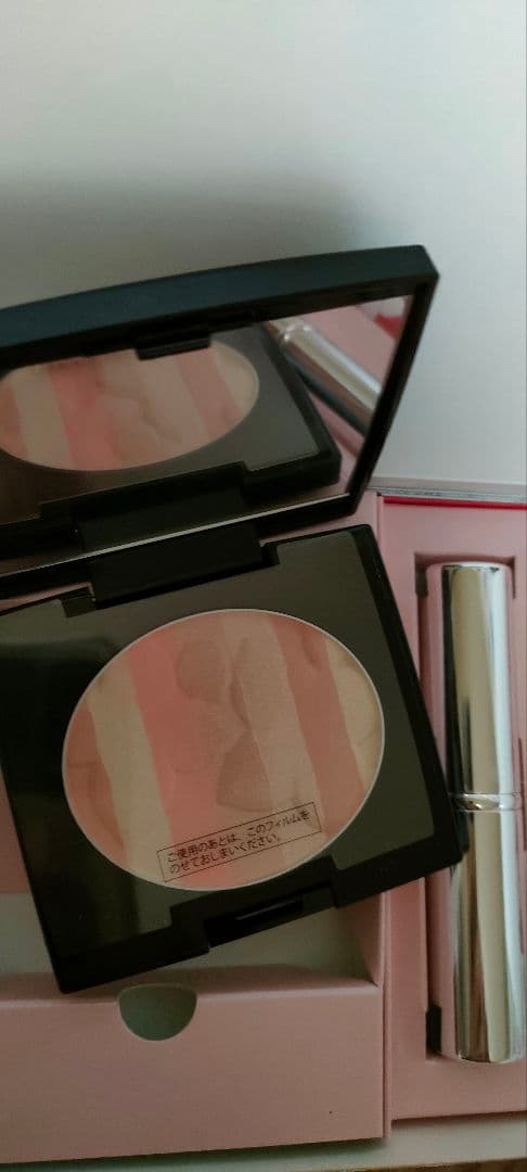 ✨３０％✨引きします!MENARD　メナードシャインコフレIV