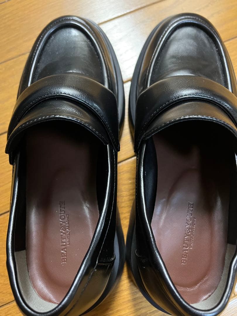 さち。美品！ BEAUTY&YOUTH／レザーライク ローファー 晴雨兼用