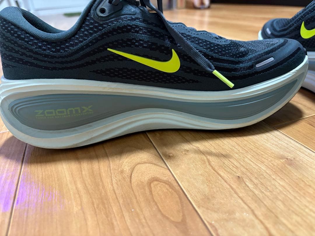 美品オススメです。NIKE ポメロプラス　メンズ27.5cm