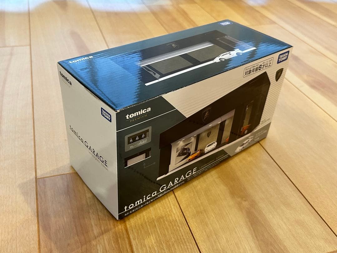 トミカプレミアム ガレージ ランボルギーニEdition 新品未使用
