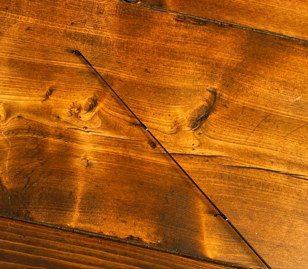 超軽量　カーボンロッド　スピニングロッド　S602L バスロッド　ウッドグリップ