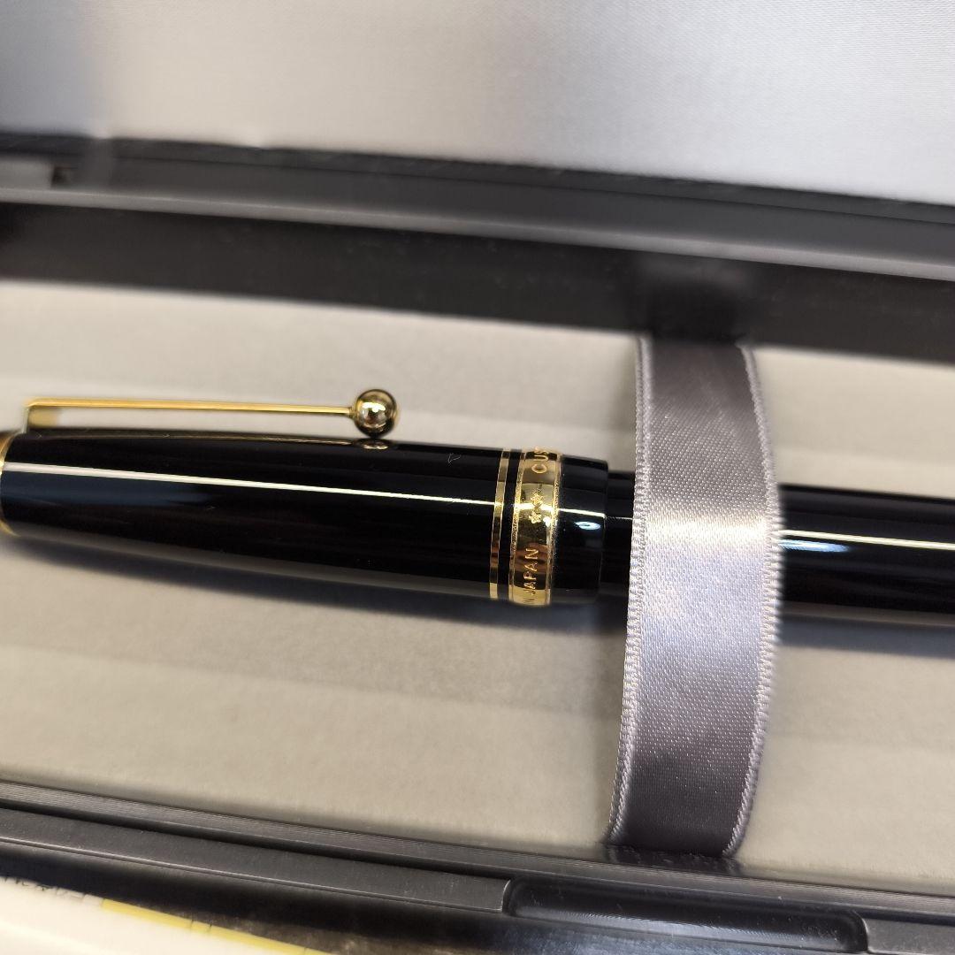 PILOT Custom742 万年筆 EF（極細字） 黒
