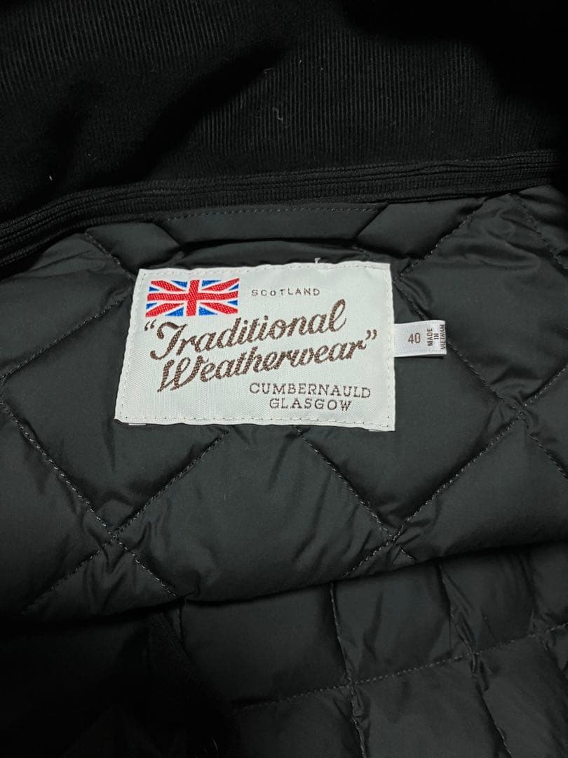 Traditional Weatherwearのキルティングダウンジャケット