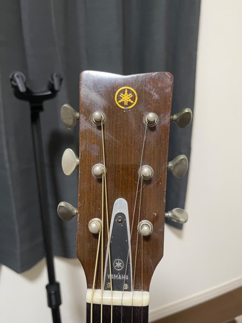 FG180 赤ラベル　リフレット　ナット　サドル新品　竹原ピストルサイン入り