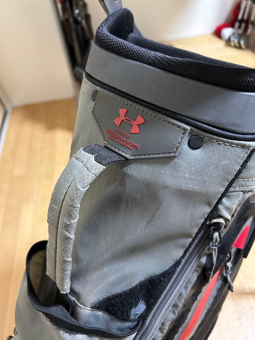 Under Armour ゴルフ キャディバッグ フード付