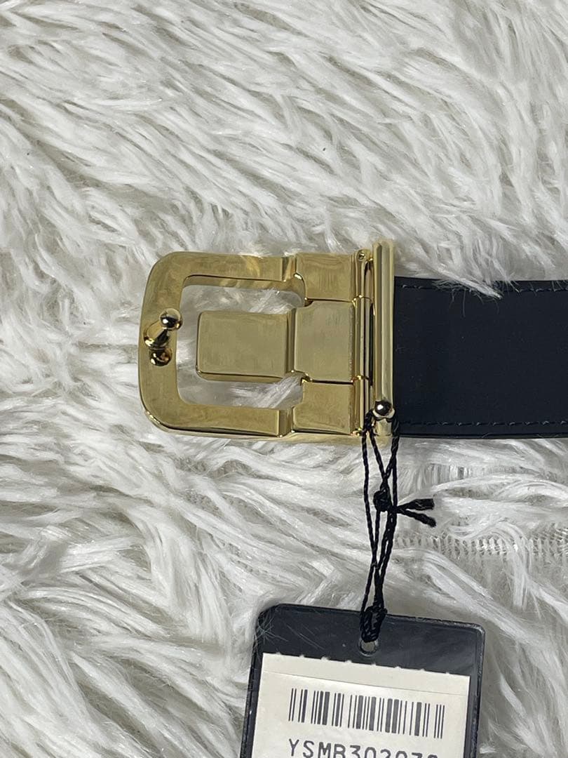 美品 イヴサンローラン 本革　レザーベルト 紺 ゴールド金具 レディース