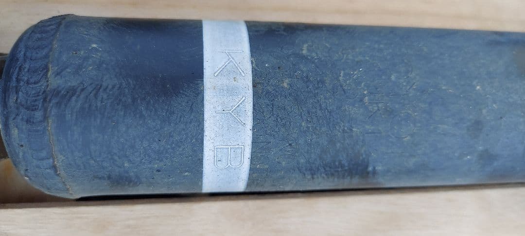 30プリウス純正サスペンションキット(ショックアブソーバー、スプリング)