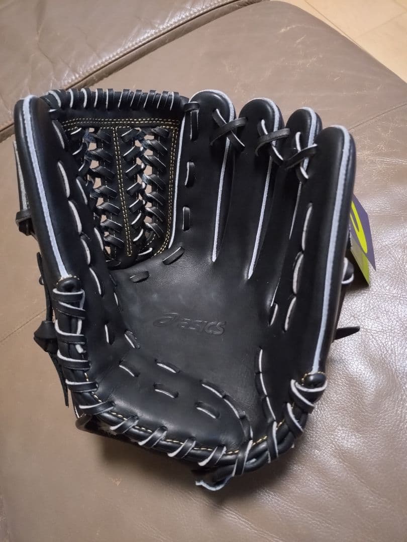 ASICS 硬式用グローブ ブラック サイズ７（値下げ不可）