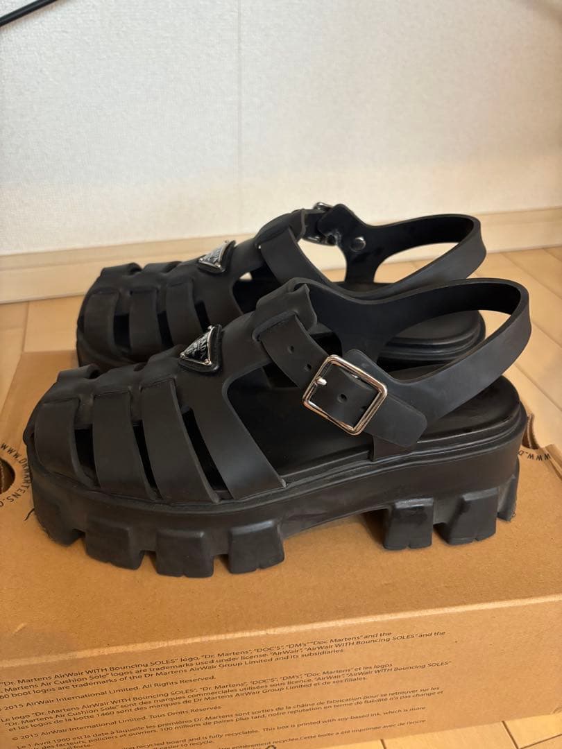 PRADA ブラック厚底サンダル　サイズ:37