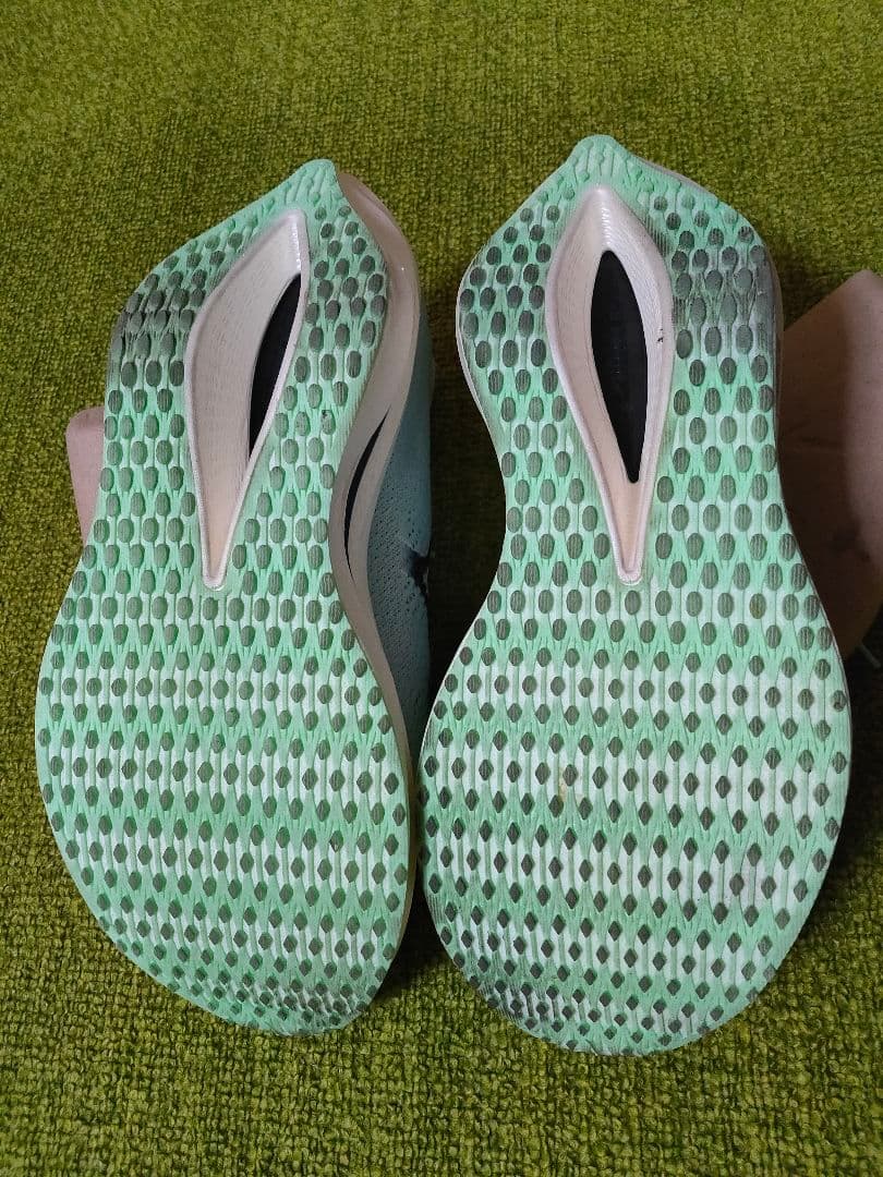 Mizunoウェーブリベリオンプロ3 27、5cm