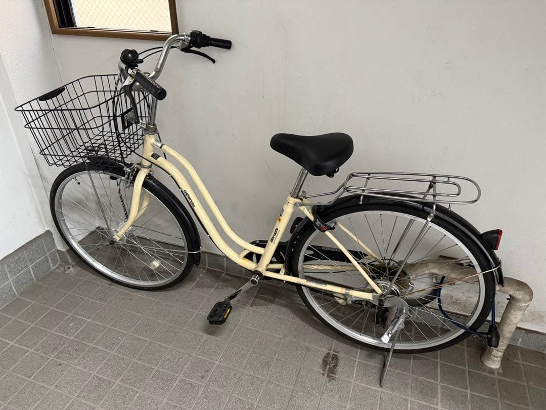 Miシティサイクル クリーム色 バスケット付き 直接引き取りも可能