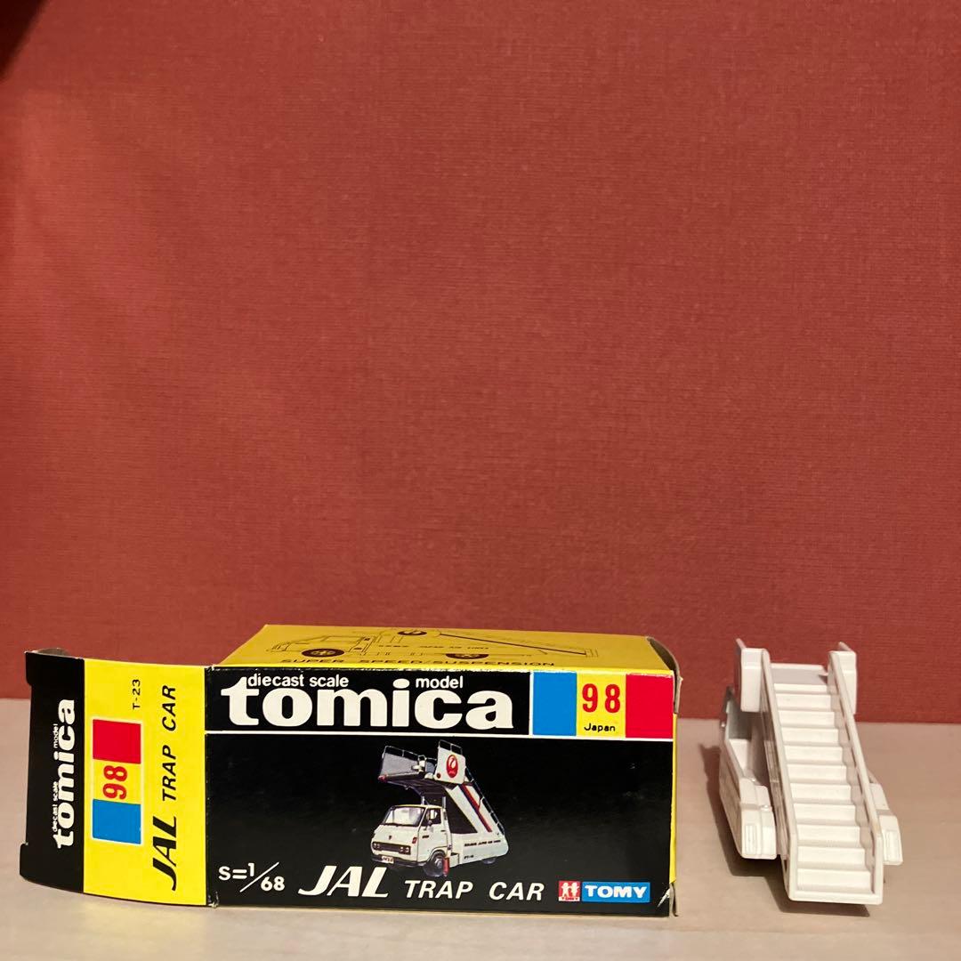 黒箱　トミカ 日本航空　タラップカー　98 日本製