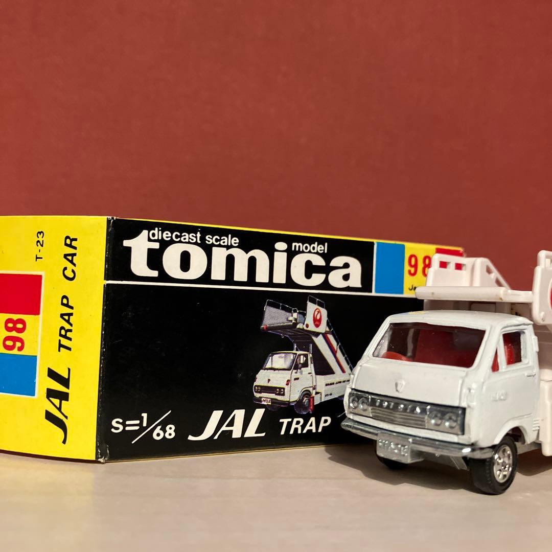 黒箱　トミカ 日本航空　タラップカー　98 日本製