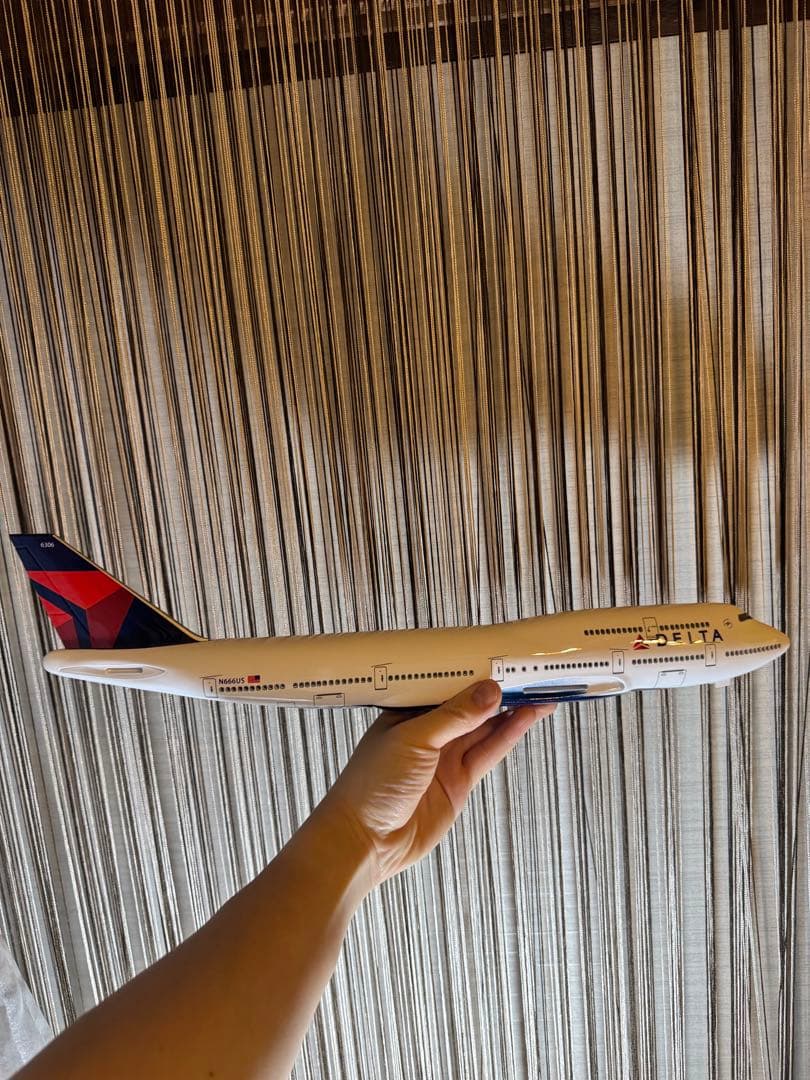デルタ航空 B747 LED発光 1/160 DELTA モデル 46cm