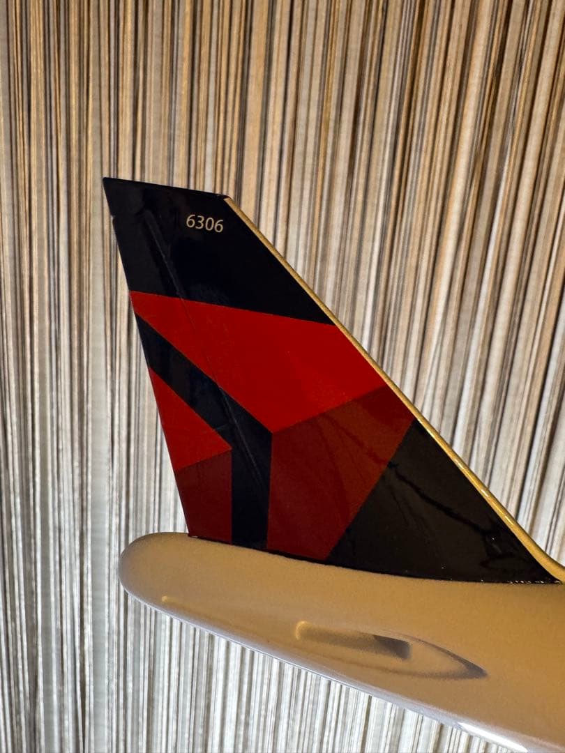 デルタ航空 B747 LED発光 1/160 DELTA モデル 46cm